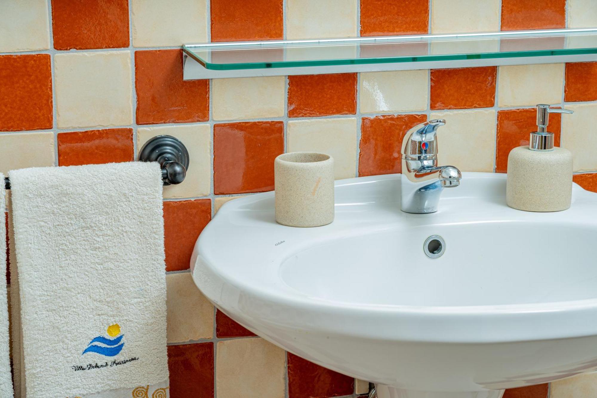 Villa Deborah Apartments ソルソ エクステリア 写真